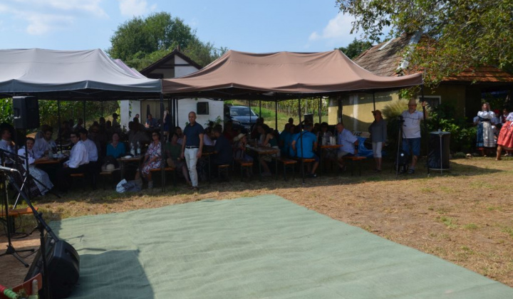 18. fotografia fotogalérie Deň otvorených pivníc a oberačkové slávnosti