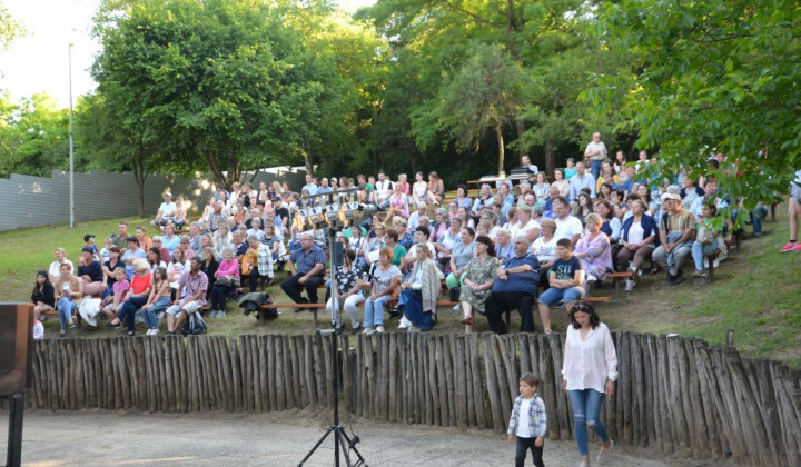 8. fotografia fotogalérie Ifjú Szivek - Kakukktojás II.