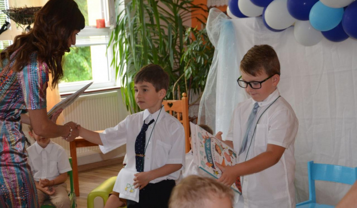 1. fotografia fotogalérie Rozlúčka so škôlkou