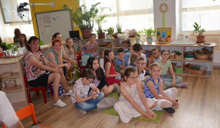 16. fotografia fotogalérie Rozlúčka so škôlkou