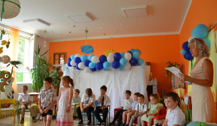 24. fotografia fotogalérie Rozlúčka so škôlkou