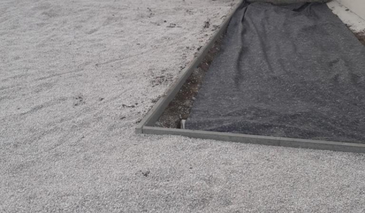 19. fotografia fotogalérie Rekonštrukcia chodníka pri budove Humanity