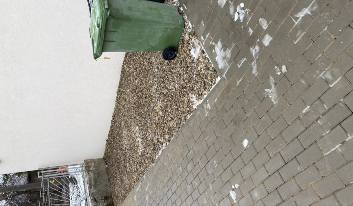 23. fotografia fotogalérie Rekonštrukcia chodníka pri budove Humanity