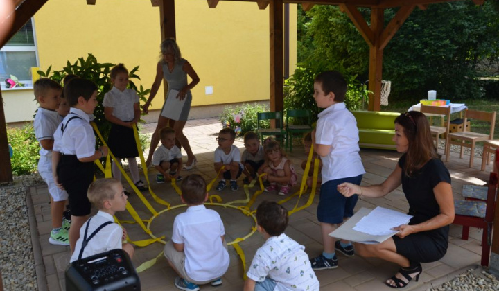 15. fotografia fotogalérie Rozlúčka so škôlkou