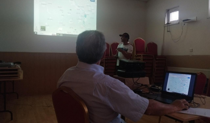 7. fotógaléria fotózás Novovieščania pri Done