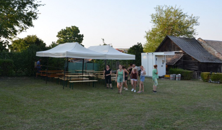 8. fotografia fotogalérie 20-ty jubileum tanečného súboru Rozmaring