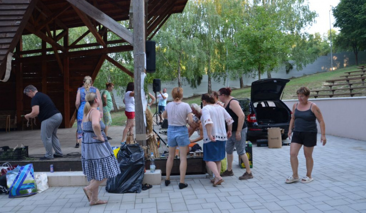 11. fotografia fotogalérie 20-ty jubileum tanečného súboru Rozmaring