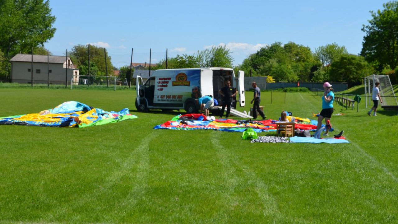 Fotografia fotogalérie Beh obce a majáles