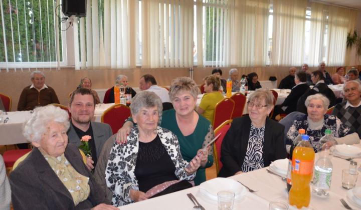 18. fotografia fotogalérie Oslava jubilantov