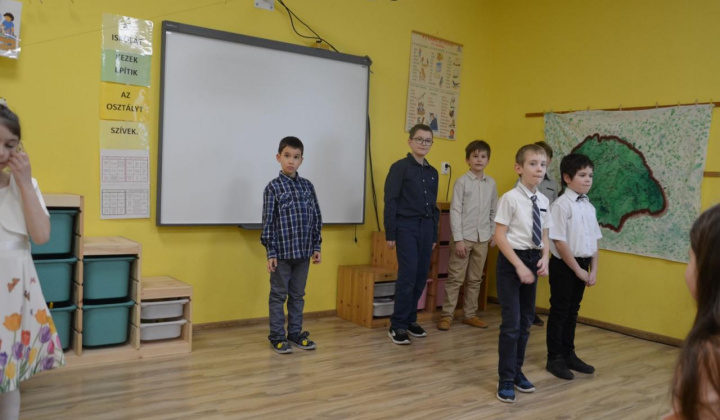 12. fotografia fotogalérie Fašiangový program v základnej škole