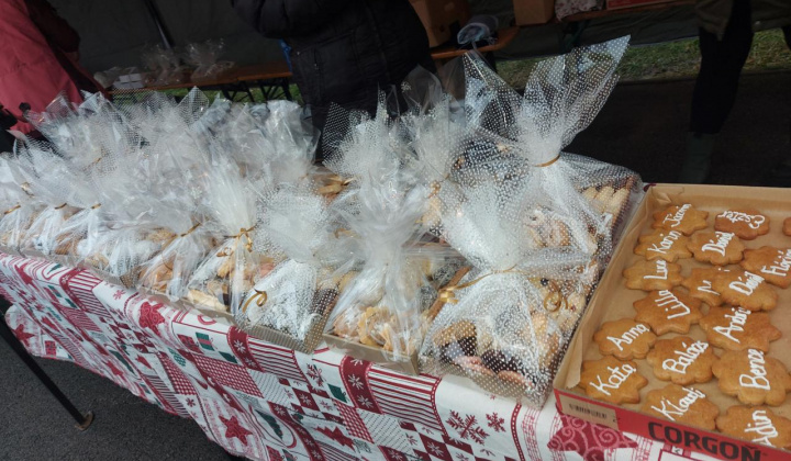 6. fotografia fotogalérie Vianočný trh miestnych výrobkov a Mikuláš