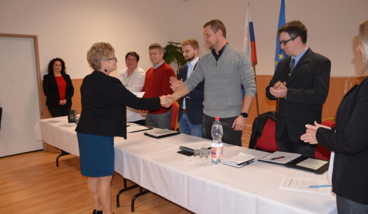 5. fotografia fotogalérie Ustanovujúce zasadnutie obecného zastupiteľstva