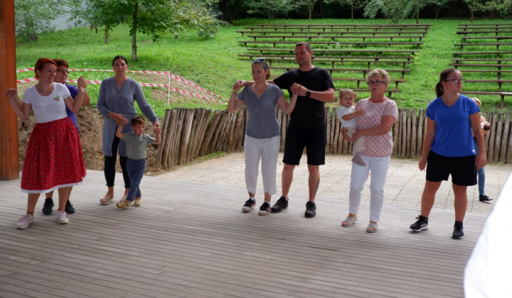 22. fotografia fotogalérie Folklórna tancovačka