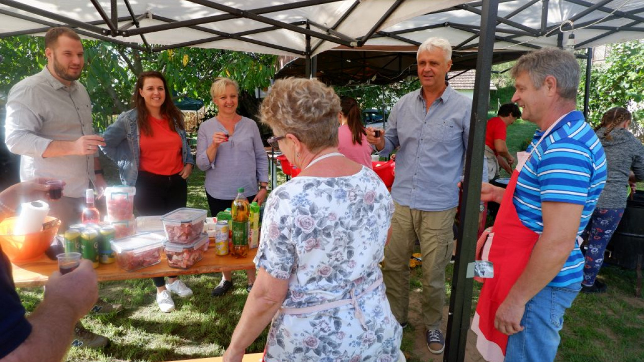 Fotógaléria fotózás Deň otvorených pivníc a oberačkové slávnosti